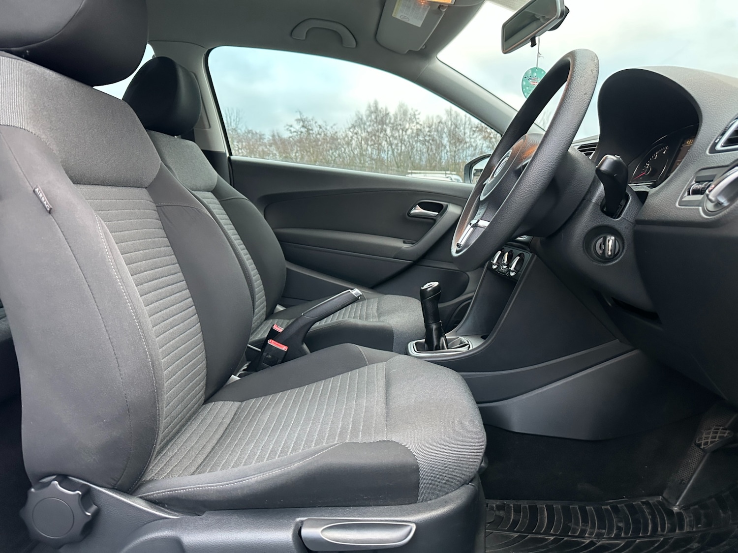 Used Volkswagen Polo 2010 for sale - 77235692: Photo 7