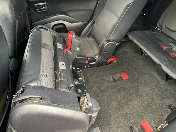 Used Citroen C-Crosser 2010 for sale - 75461646: Photo 43