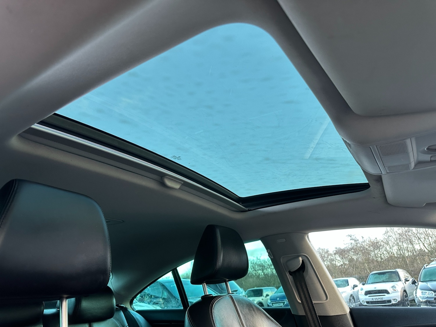 Used Volkswagen Passat 2011 for sale - 76893343: Photo 4