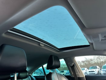 Used Volkswagen Passat 2011 for sale - 76893343: Photo