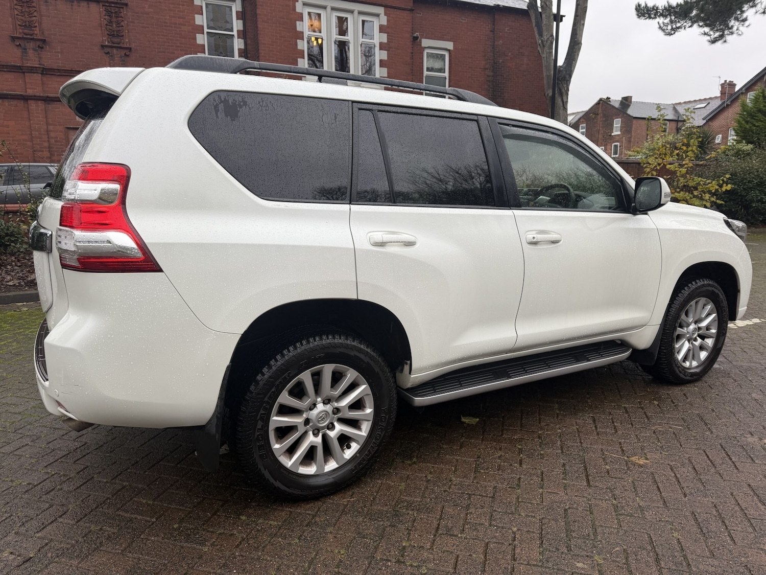 Used Toyota Land Cruiser 2016 for sale - 76769754: Photo 12
