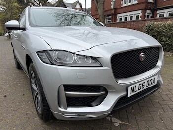 Used Jaguar F-Pace 2016 for sale - 78258091: Photo
