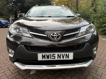 Used Toyota RAV4 2015 for sale - 76198199: Photo 3