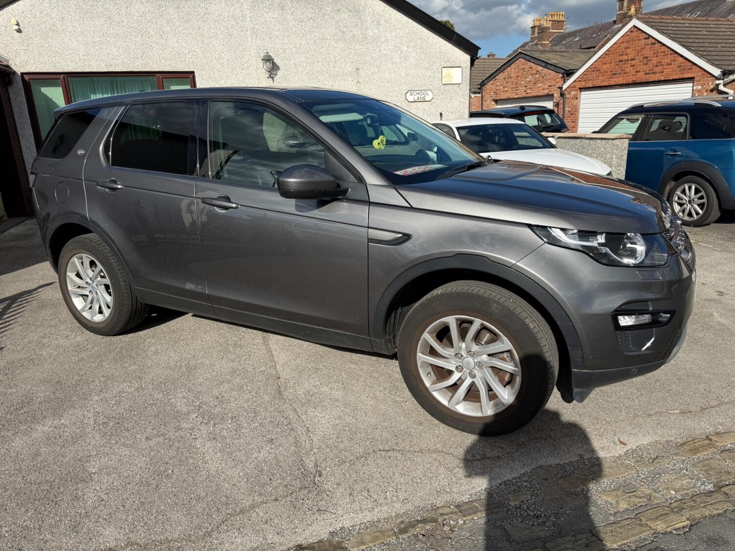 Used Land Rover Discovery Sport 2017 for sale - 76293284: Photo 12