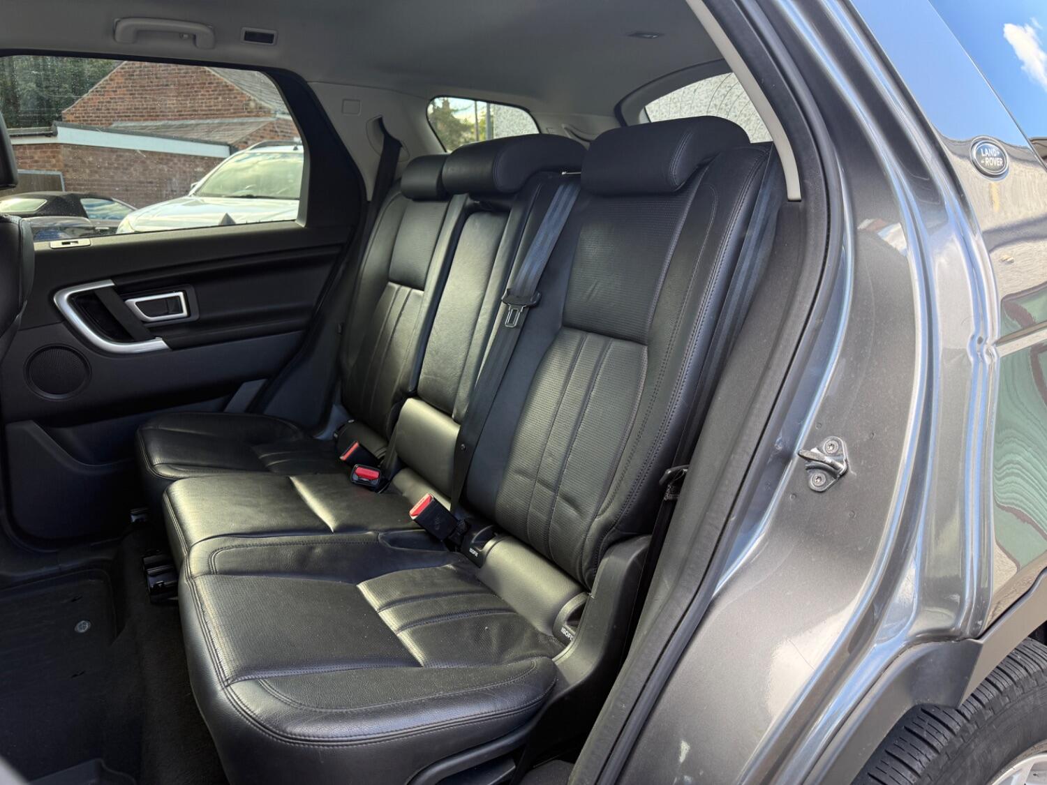 Used Land Rover Discovery Sport 2017 for sale - 76293284: Photo 17