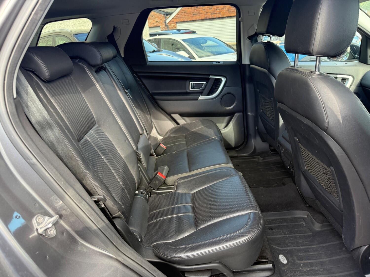 Used Land Rover Discovery Sport 2017 for sale - 76293284: Photo 18
