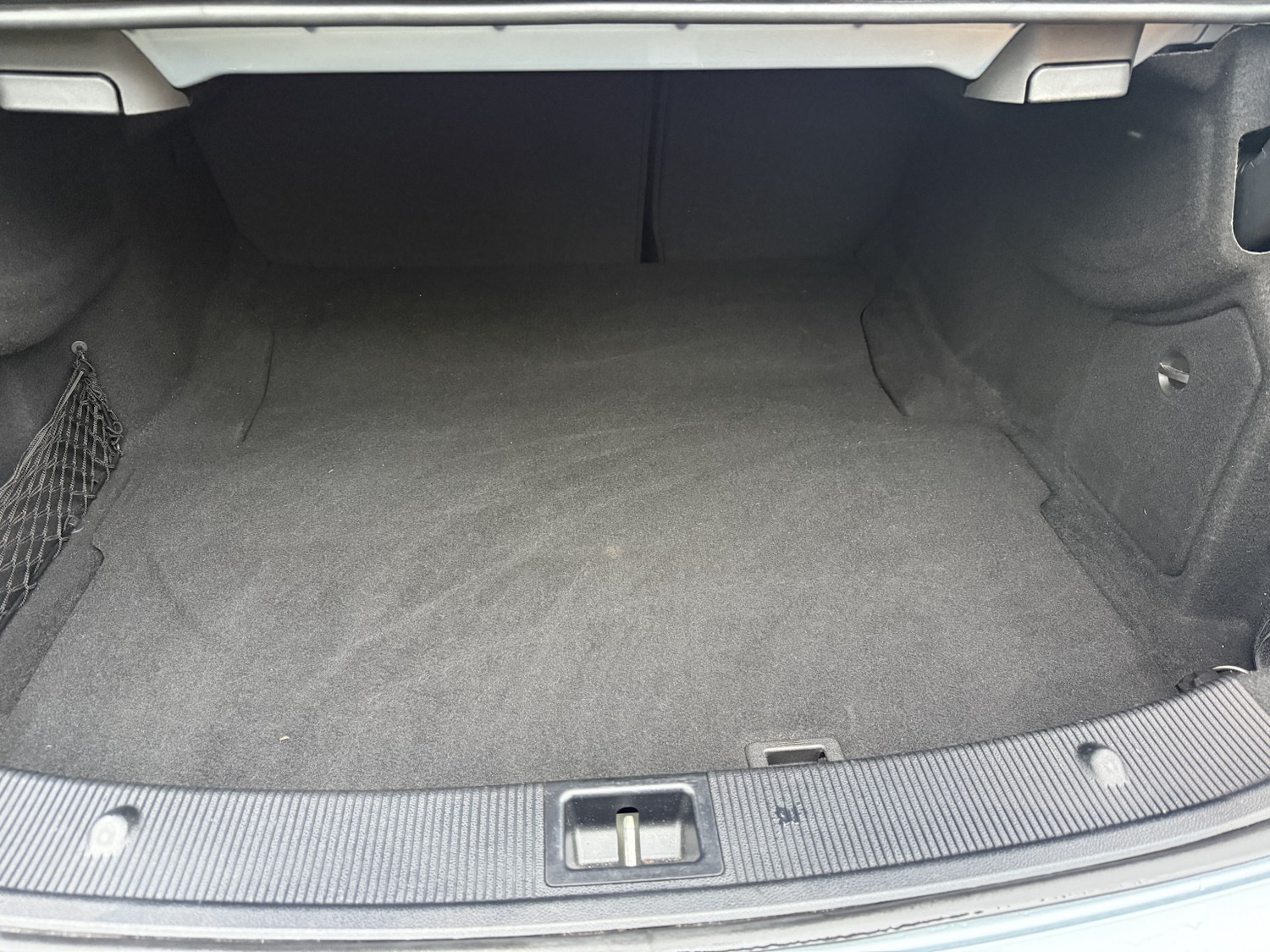 Used Mercedes-Benz E Class 2014 for sale - 76884791: Photo 29