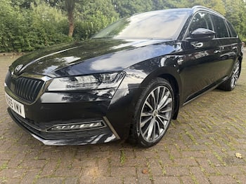 Used Skoda Superb 2019 for sale - 79735321: Photo