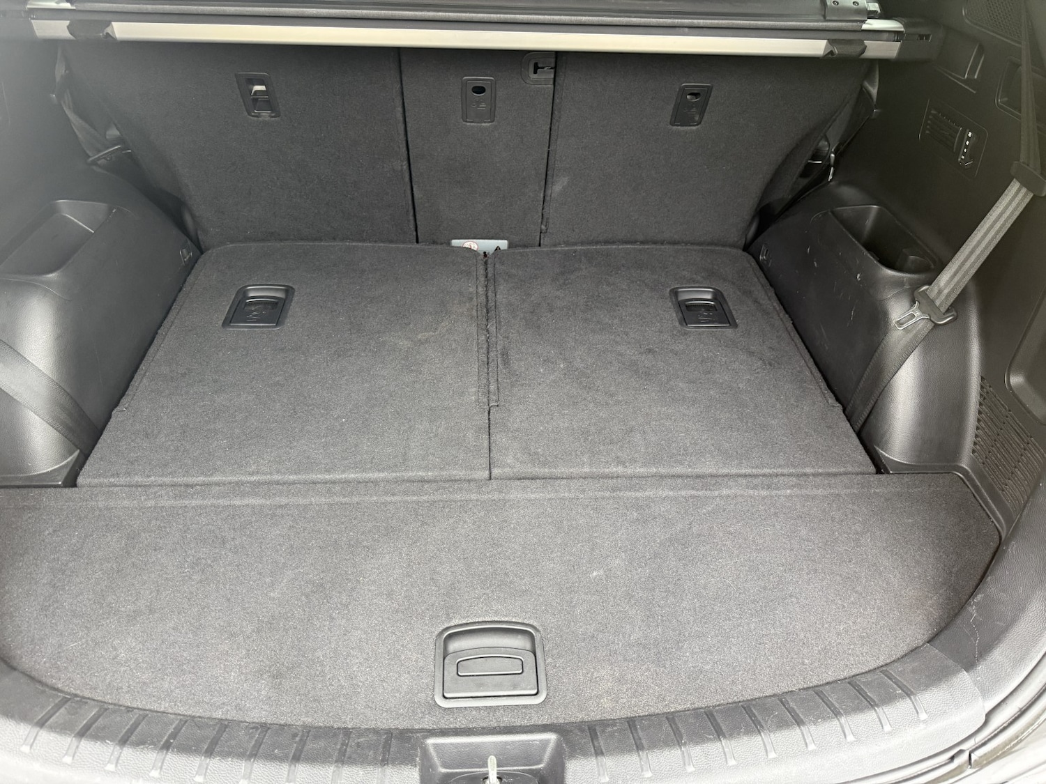 Used Hyundai Santa Fe 2014 for sale - 76455497: Photo 15