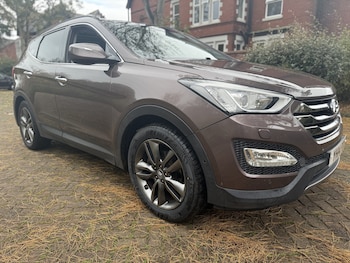 Used Hyundai Santa Fe 2014 for sale - 76455497: Photo