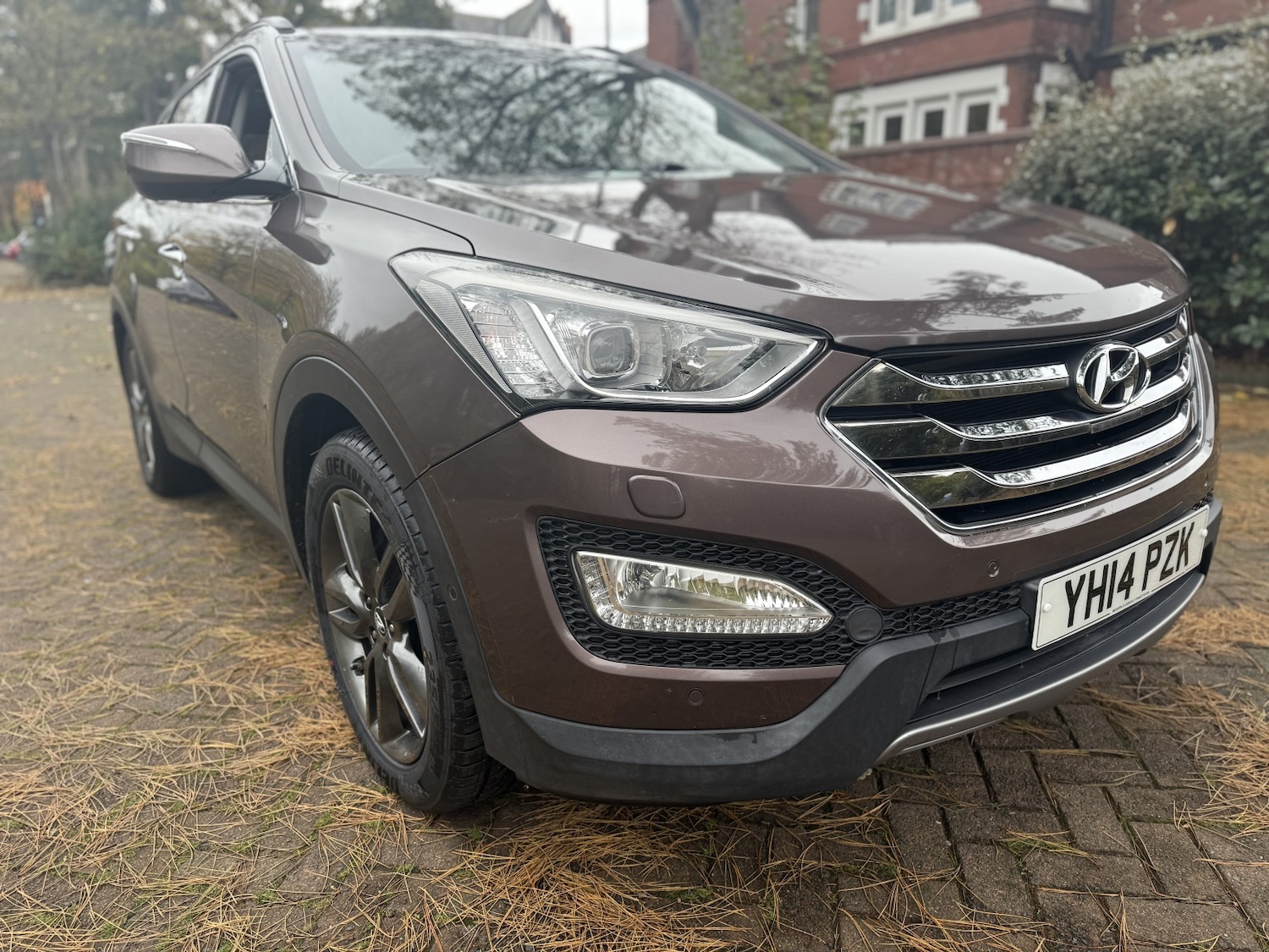 Used Hyundai Santa Fe 2014 for sale - 76455497: Photo 2