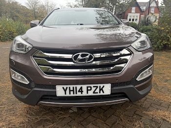 Used Hyundai Santa Fe 2014 for sale - 76455497: Photo