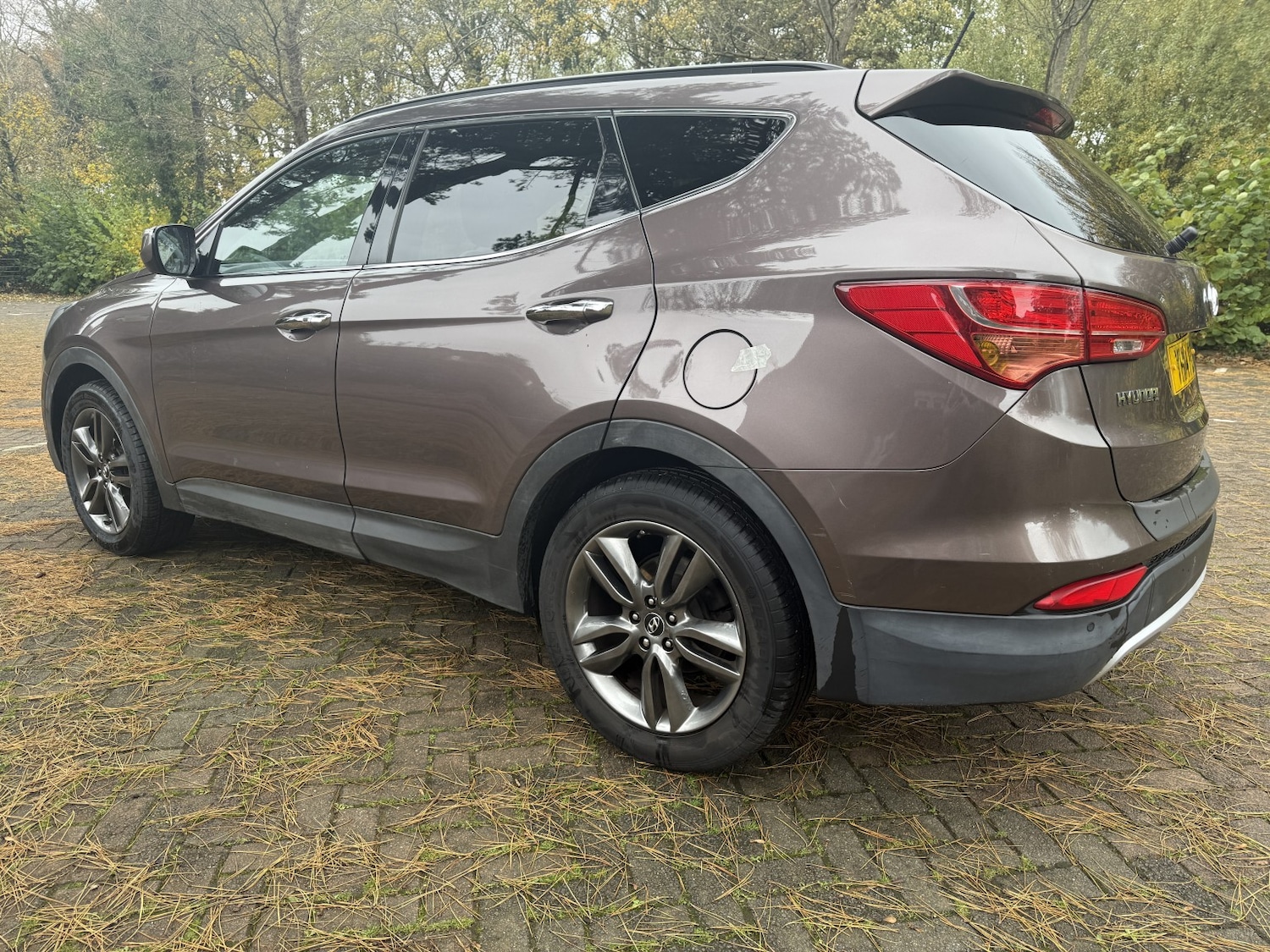 Used Hyundai Santa Fe 2014 for sale - 76455497: Photo 7