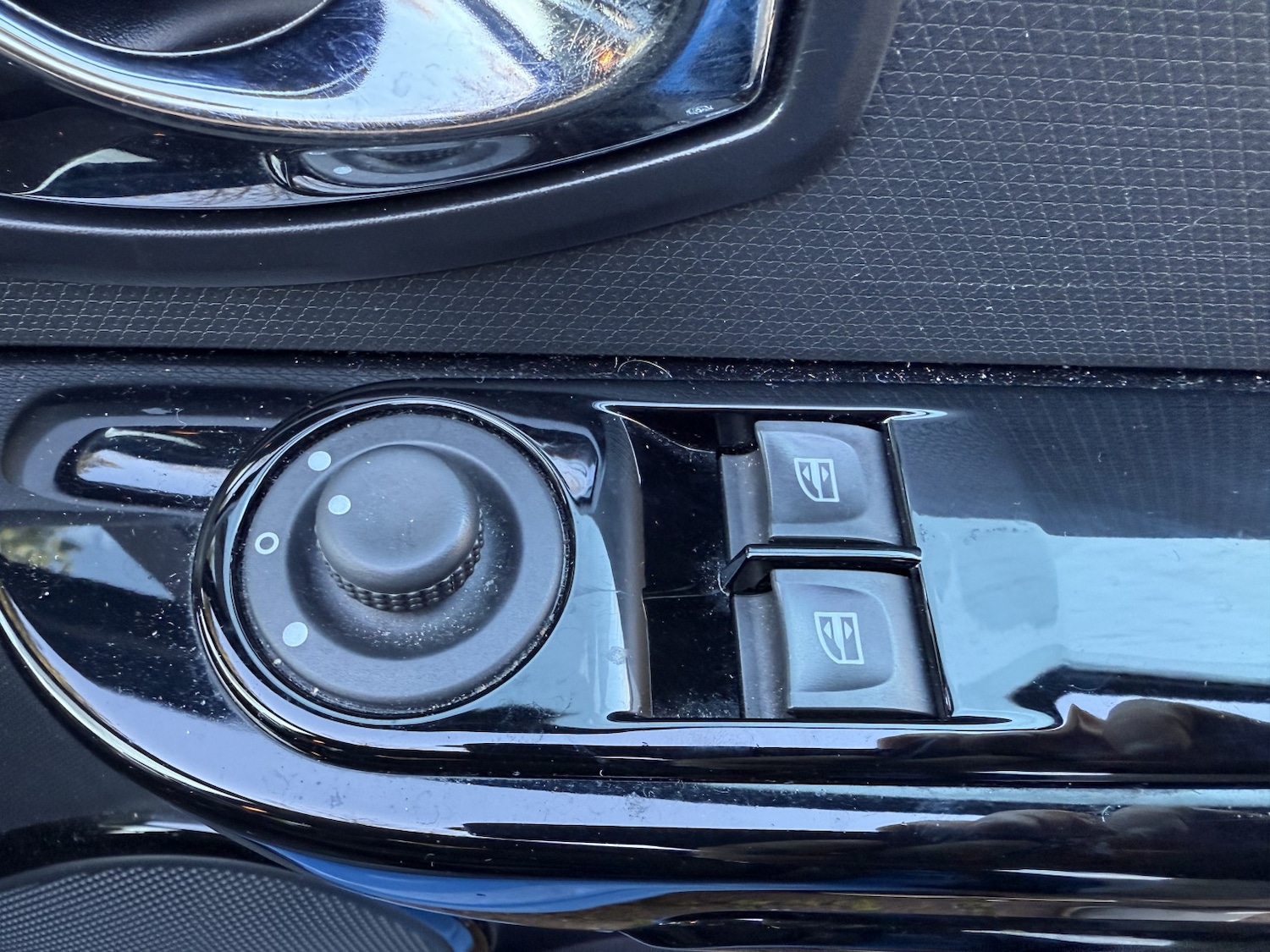 Used Renault Clio 2014 for sale - 76699316: Photo 16