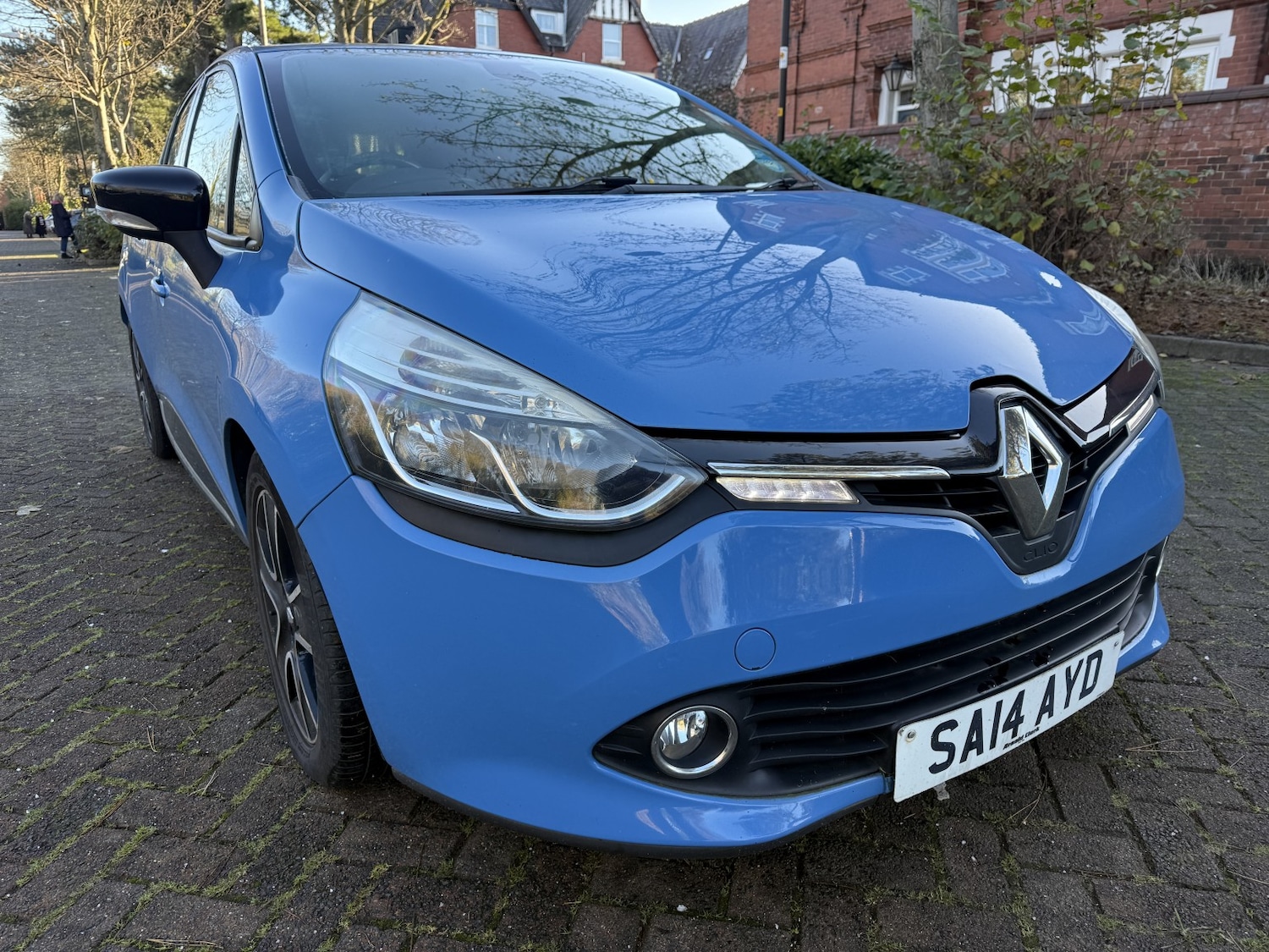 Used Renault Clio 2014 for sale - 76699316: Photo 2