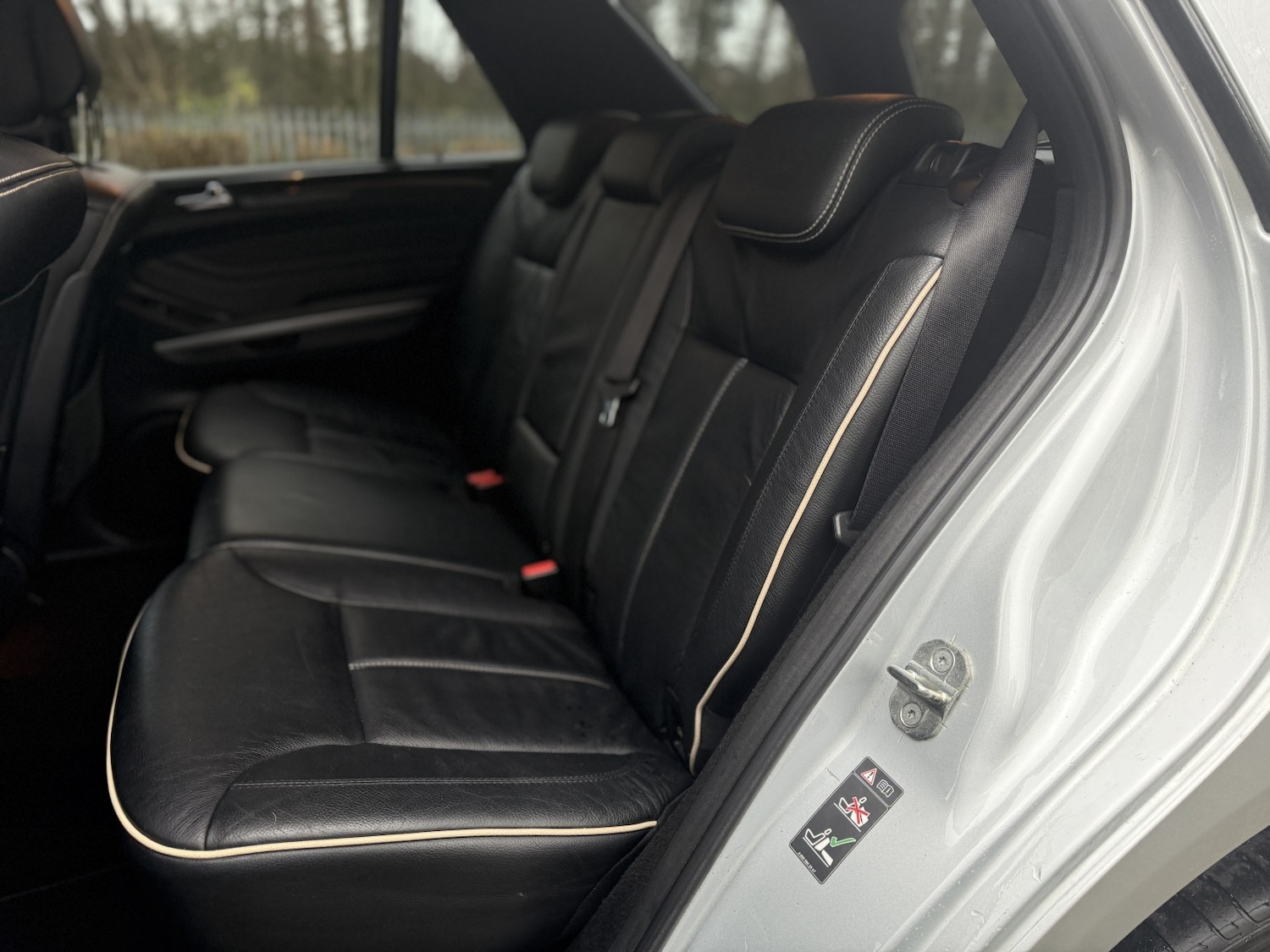 Used Mercedes-Benz M Class 2011 for sale - 77754972: Photo 16