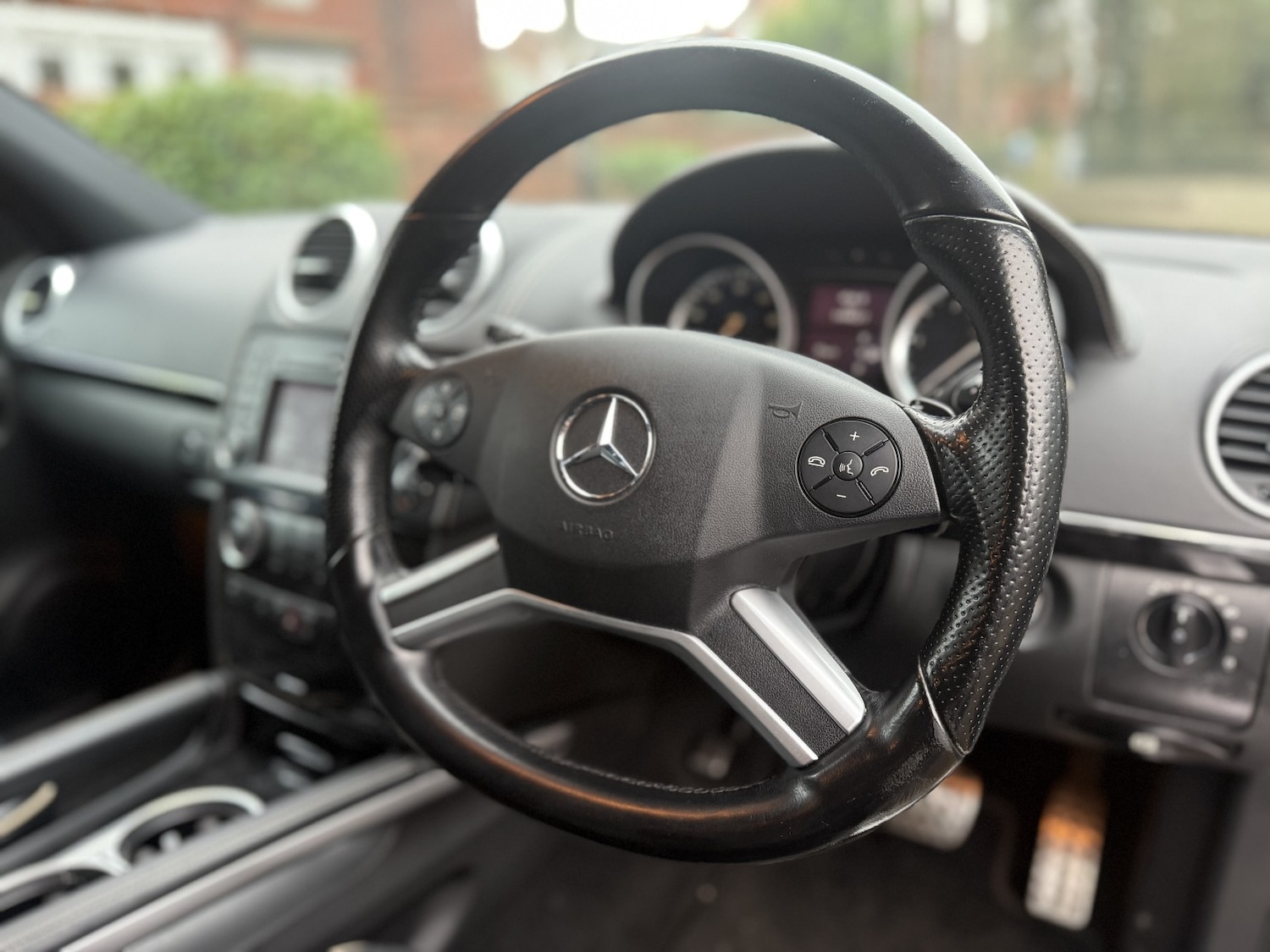 Used Mercedes-Benz M Class 2011 for sale - 77754972: Photo 18