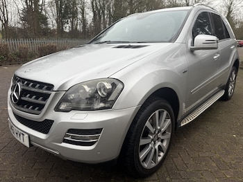 Used Mercedes-Benz M Class 2011 for sale - 77754972: Photo