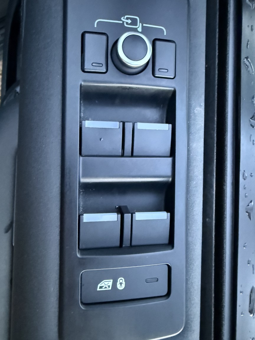 Used Land Rover Discovery 2019 for sale - 76911142: Photo 24