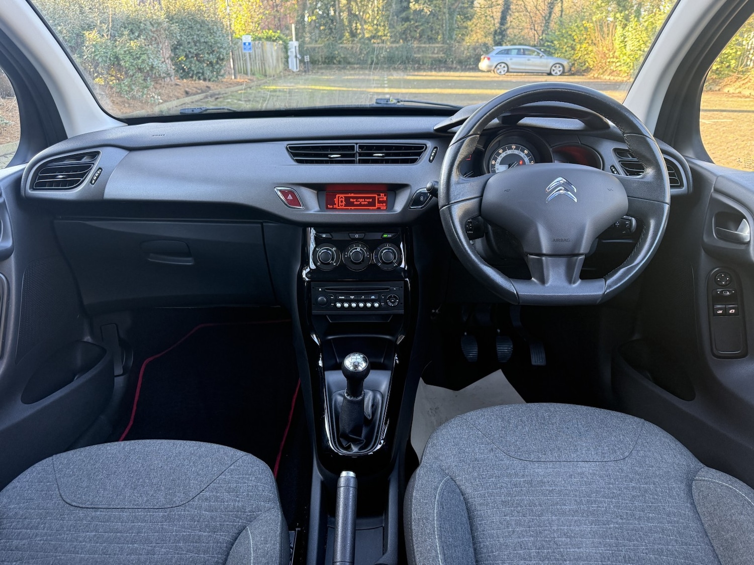 Used Citroen C3 2015 for sale - 76897039: Photo 9