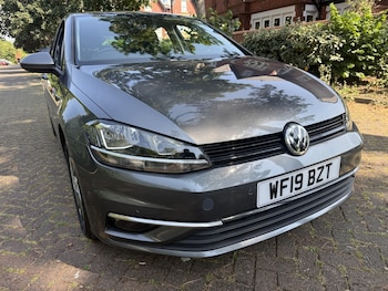 Used Volkswagen Golf 2019 for sale - 79176806: Photo