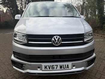 Used Volkswagen Transporter 2017 for sale - 77289175: Photo