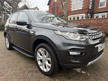 Used Land Rover Discovery Sport 2017 for sale - 77798617: Photo