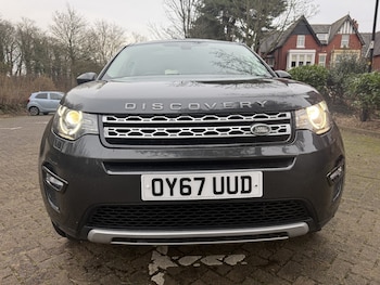 Used Land Rover Discovery Sport 2017 for sale - 77798617: Photo