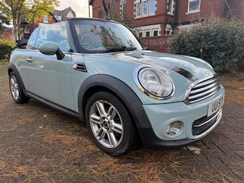 Used MINI Convertible 2013 for sale - 76436369: Photo