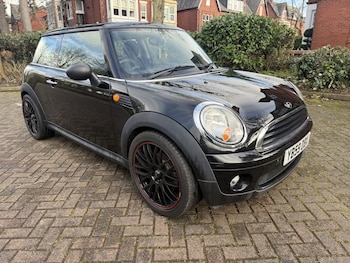 MINI Hatch feature image