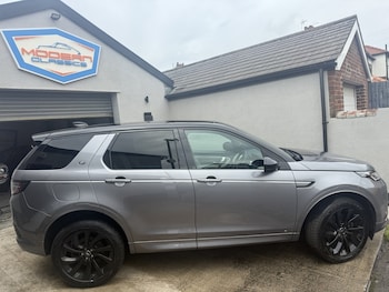 Used Land Rover Discovery Sport 2019 for sale - 79105020: Photo