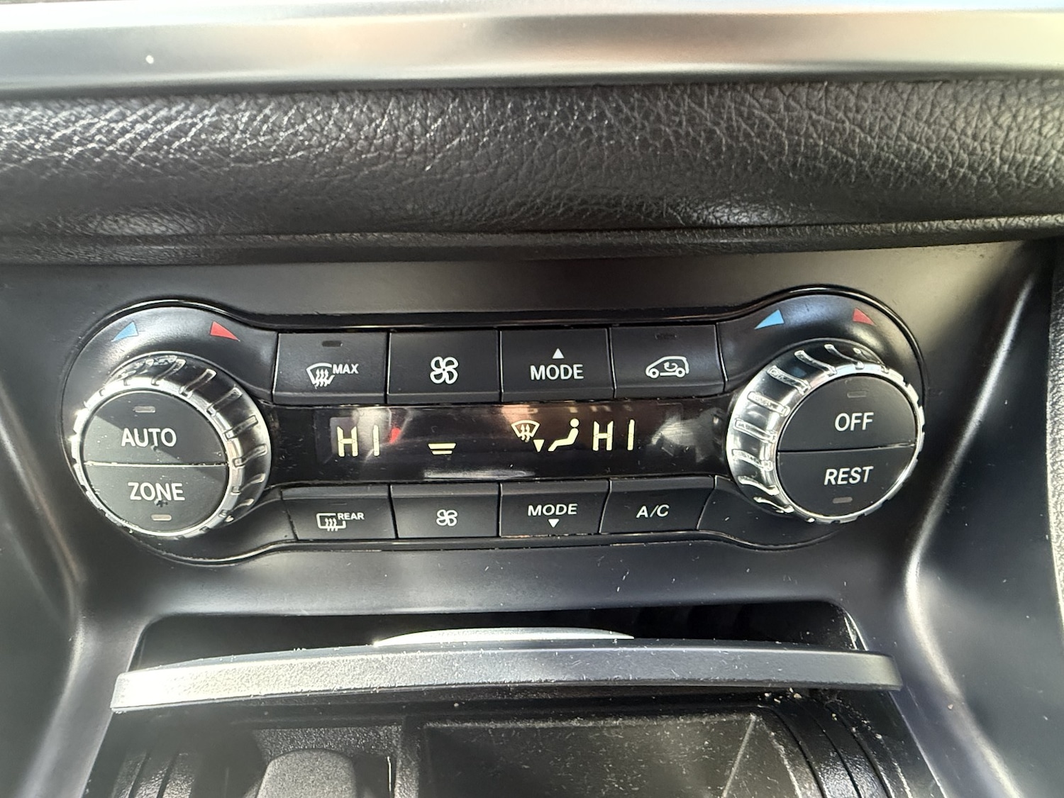 Used Mercedes-Benz CLA 2014 for sale - 78045509: Photo 24