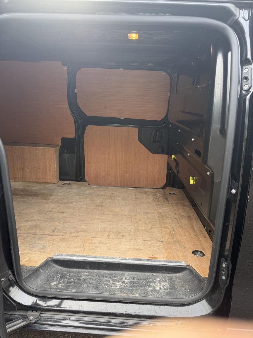 Used Peugeot Expert 2023 for sale - 77277421: Photo 17