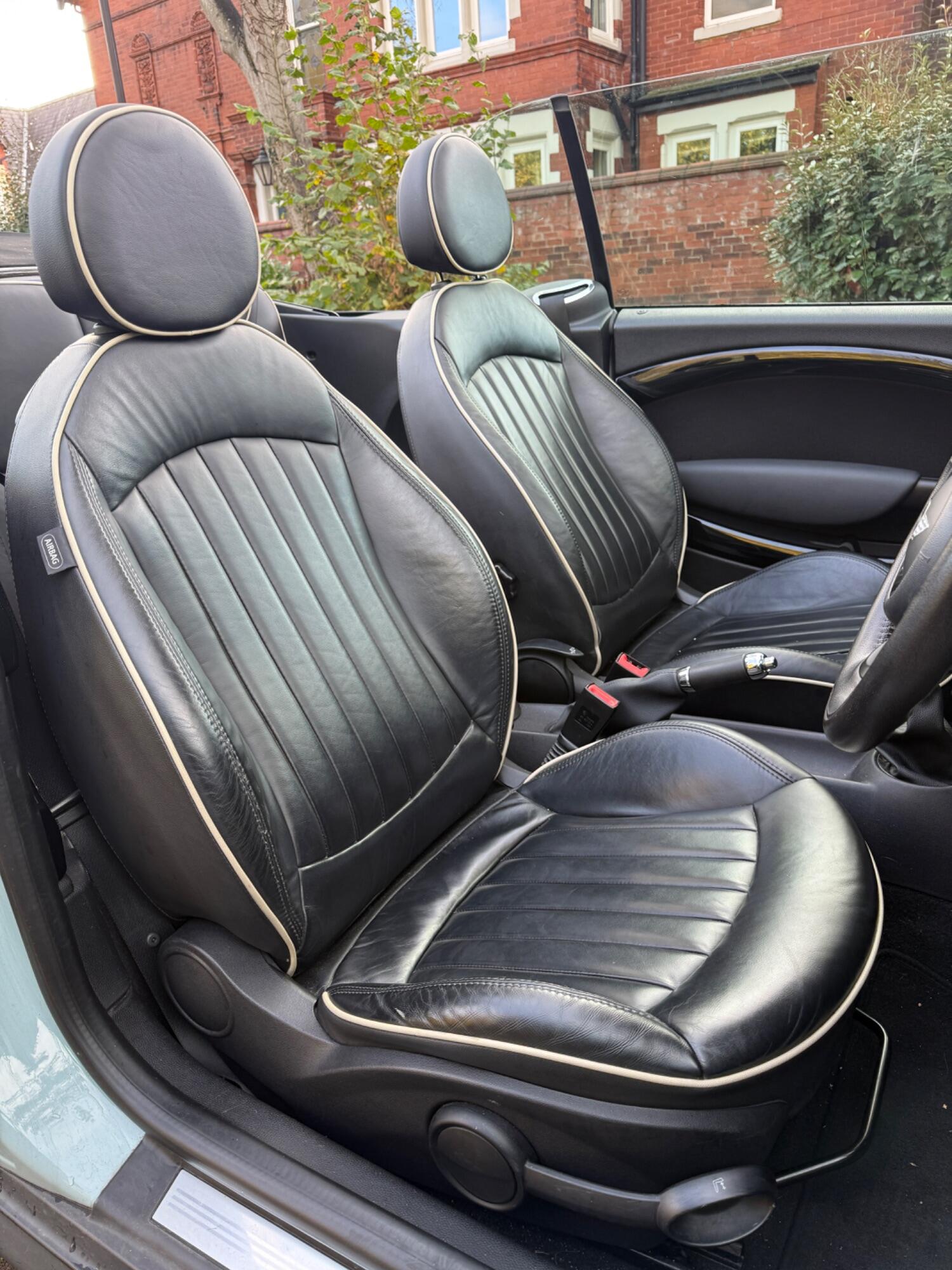 Used MINI Convertible 2013 for sale - 76769432: Photo 15