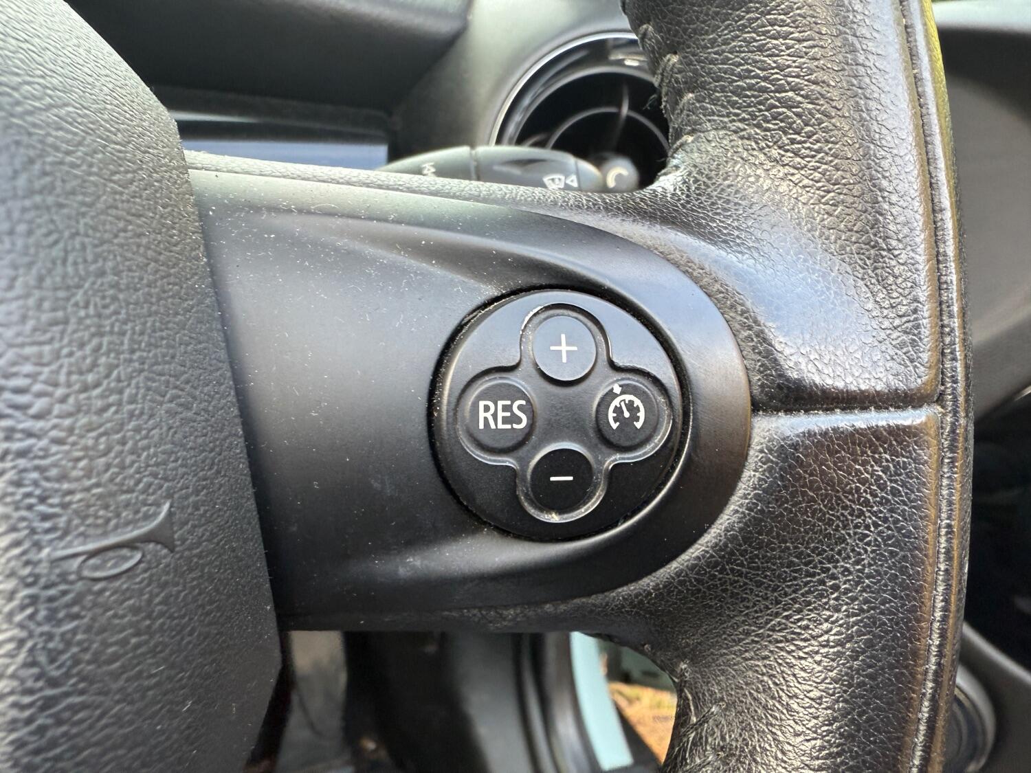 Used MINI Convertible 2013 for sale - 76769432: Photo 23