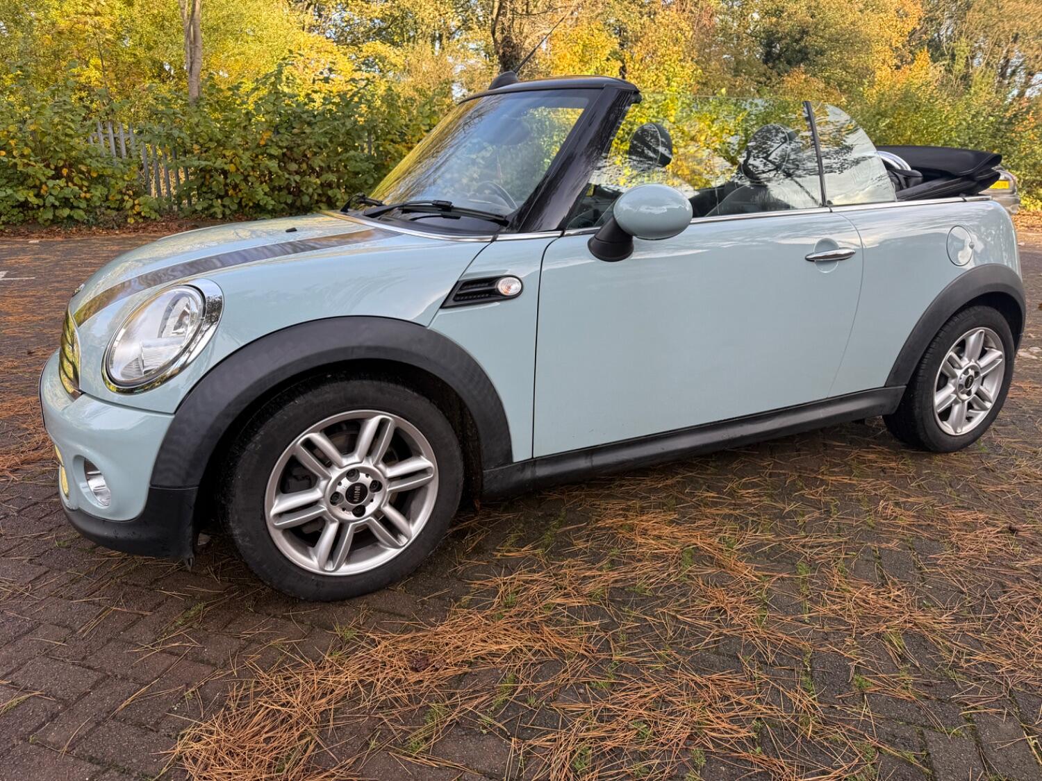 Used MINI Convertible 2013 for sale - 76769432: Photo 5