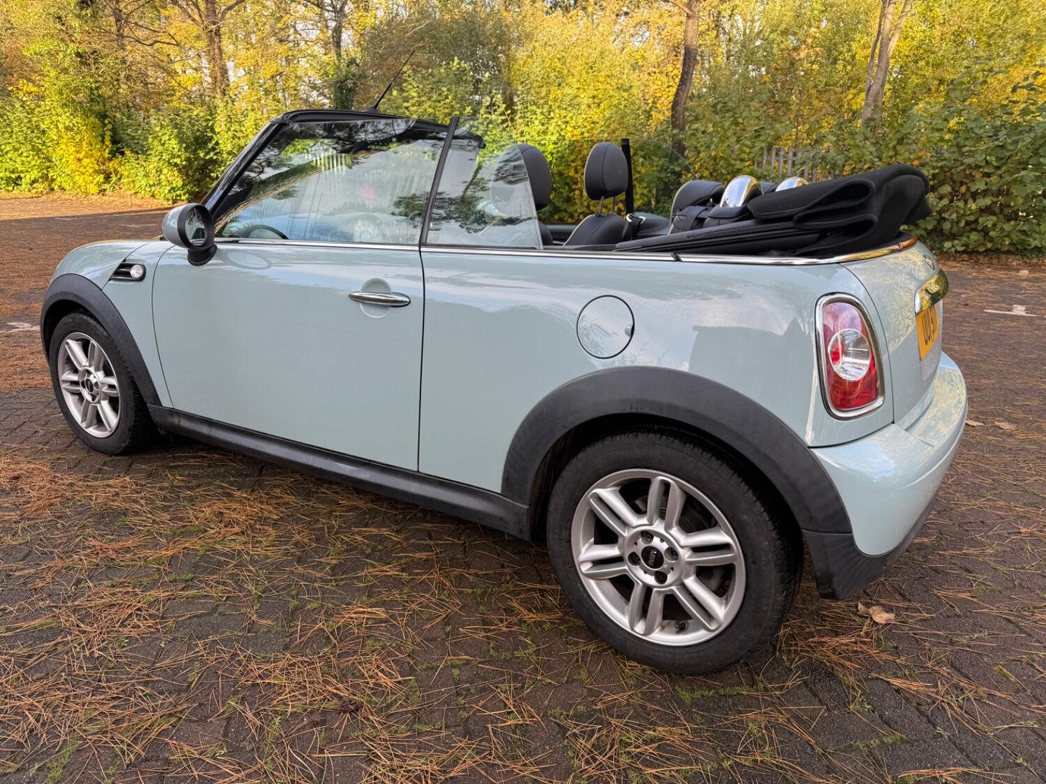 Used MINI Convertible 2013 for sale - 76769432: Photo 6