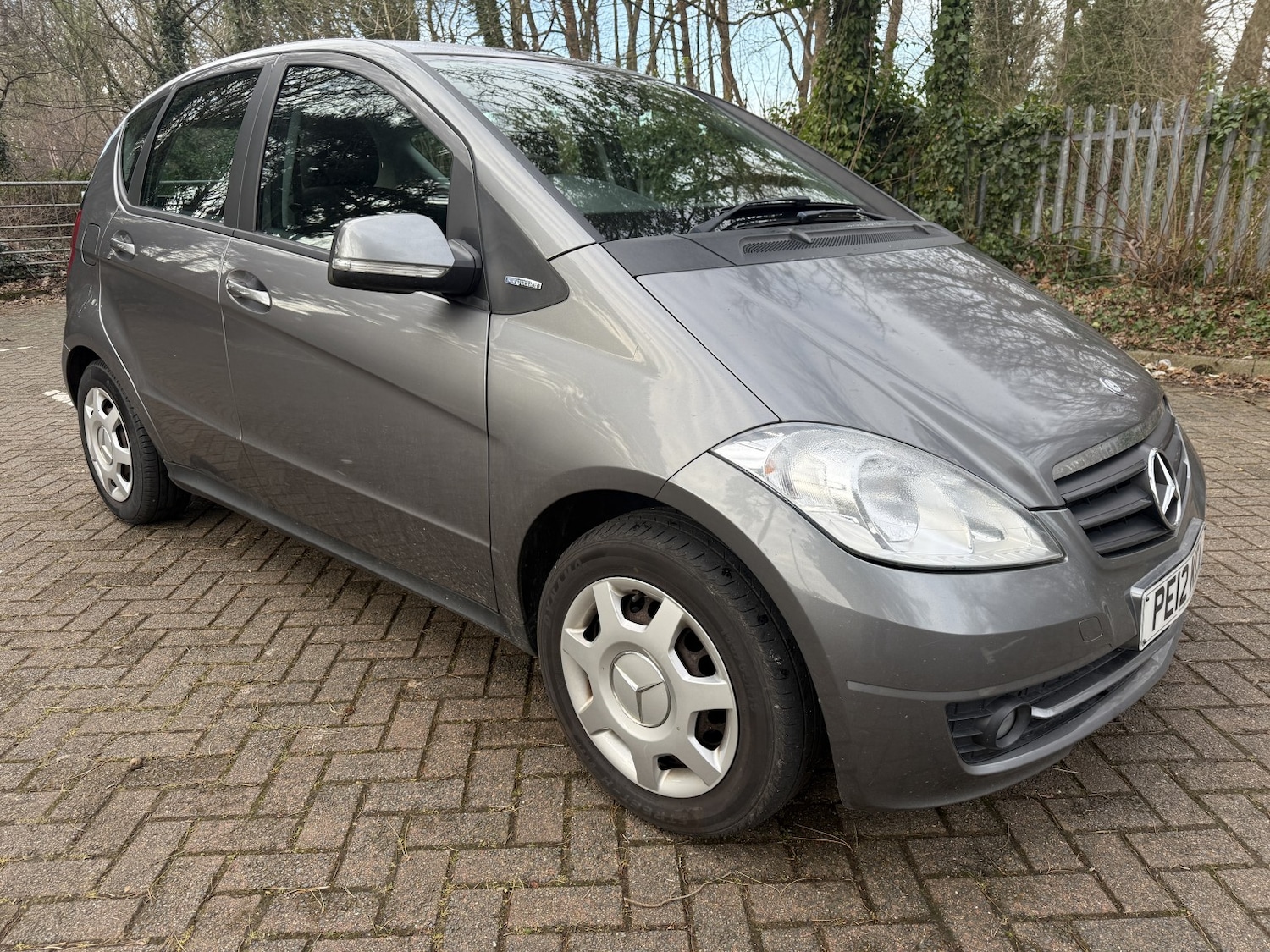 Used Mercedes-Benz A-Class 2012 for sale - 77385255: Photo 2