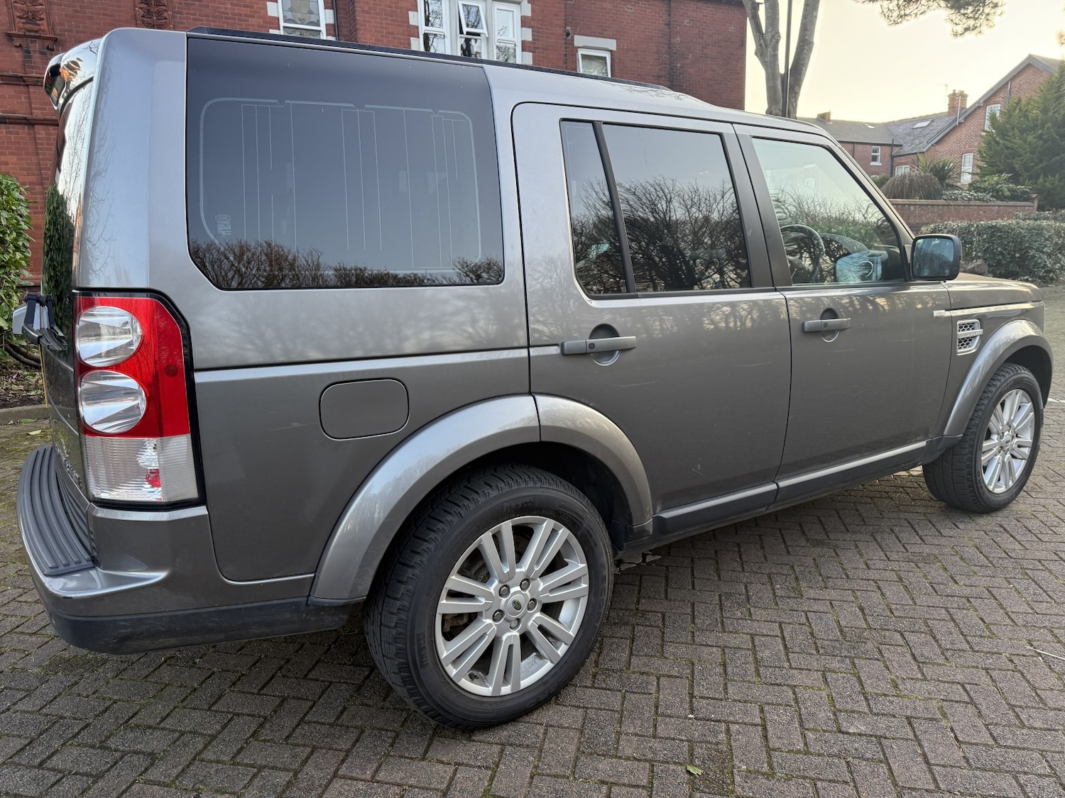 Used Land Rover Discovery 4 2009 for sale - 77749851: Photo 10