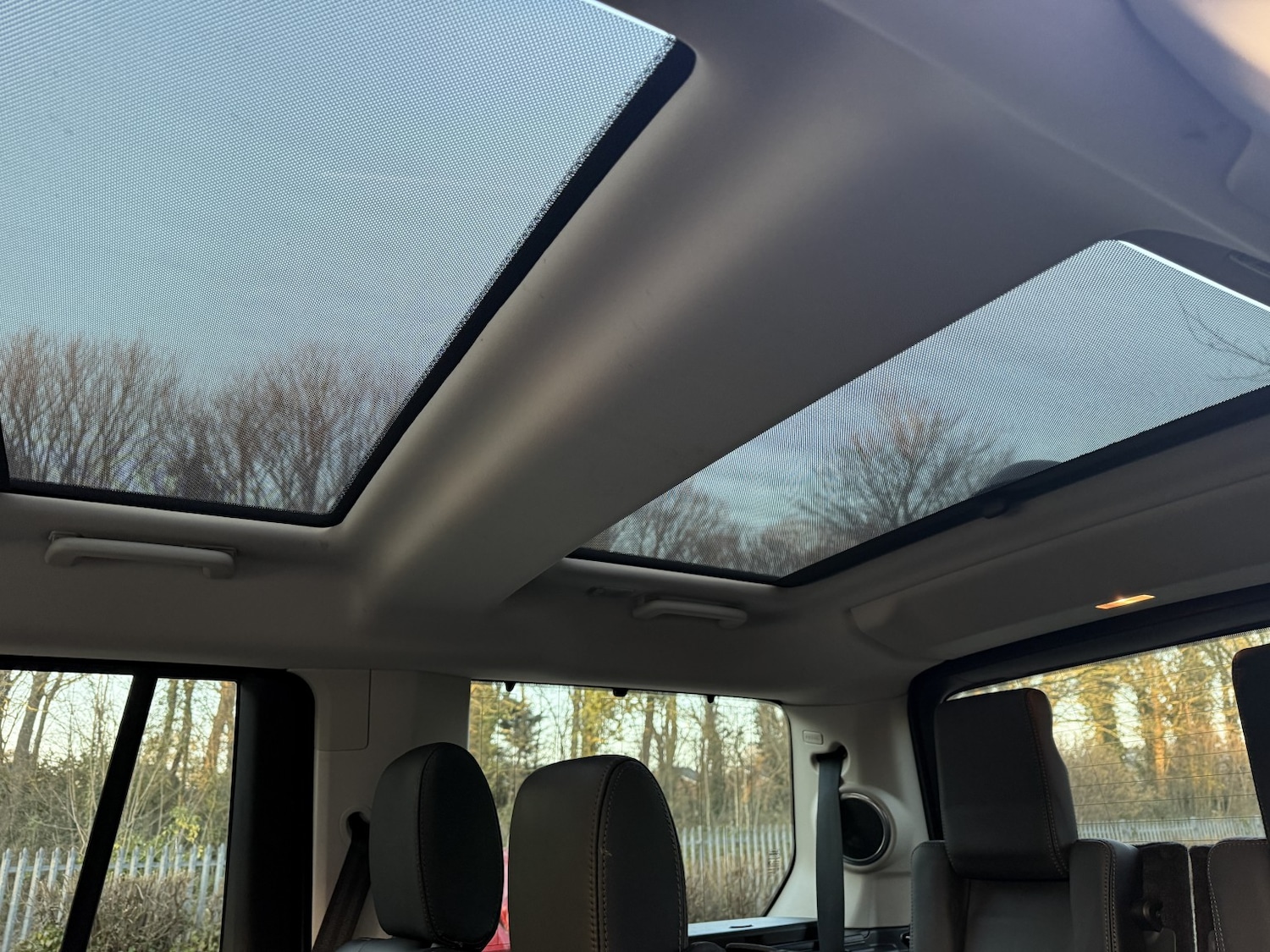 Used Land Rover Discovery 4 2009 for sale - 77749851: Photo 16