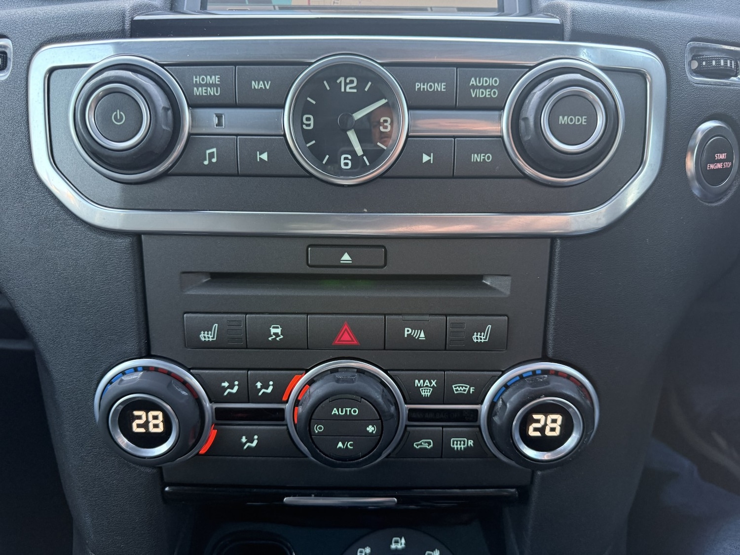 Used Land Rover Discovery 4 2009 for sale - 77749851: Photo 22