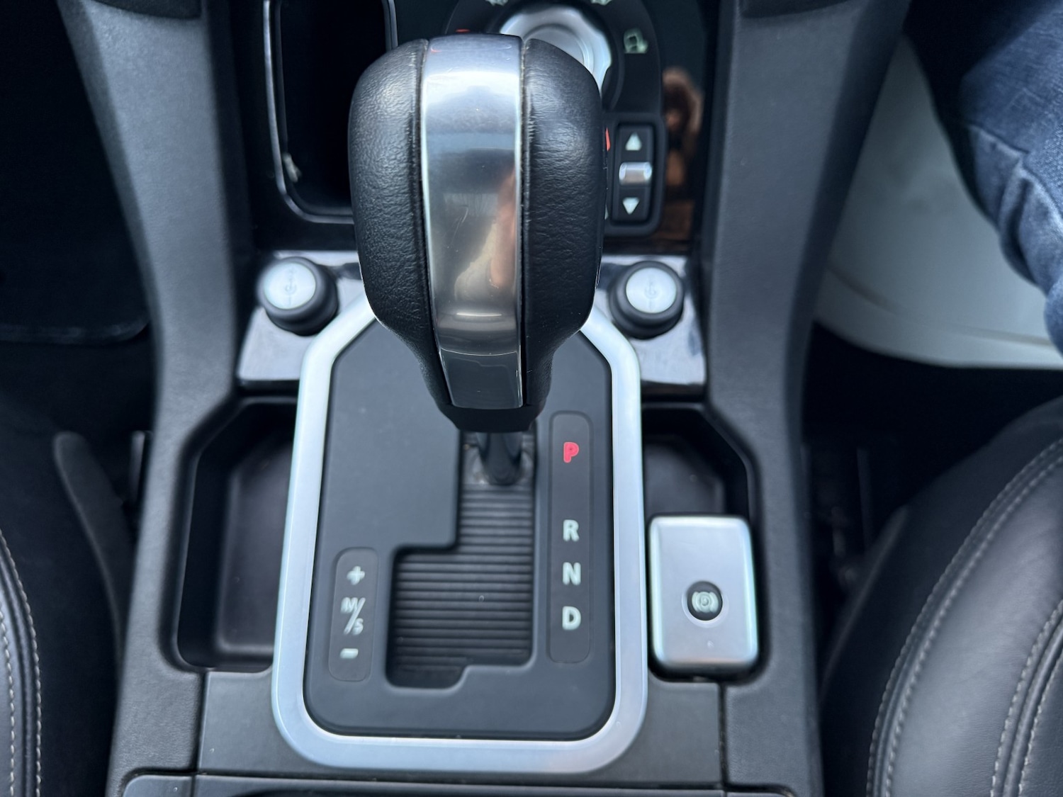 Used Land Rover Discovery 4 2009 for sale - 77749851: Photo 23