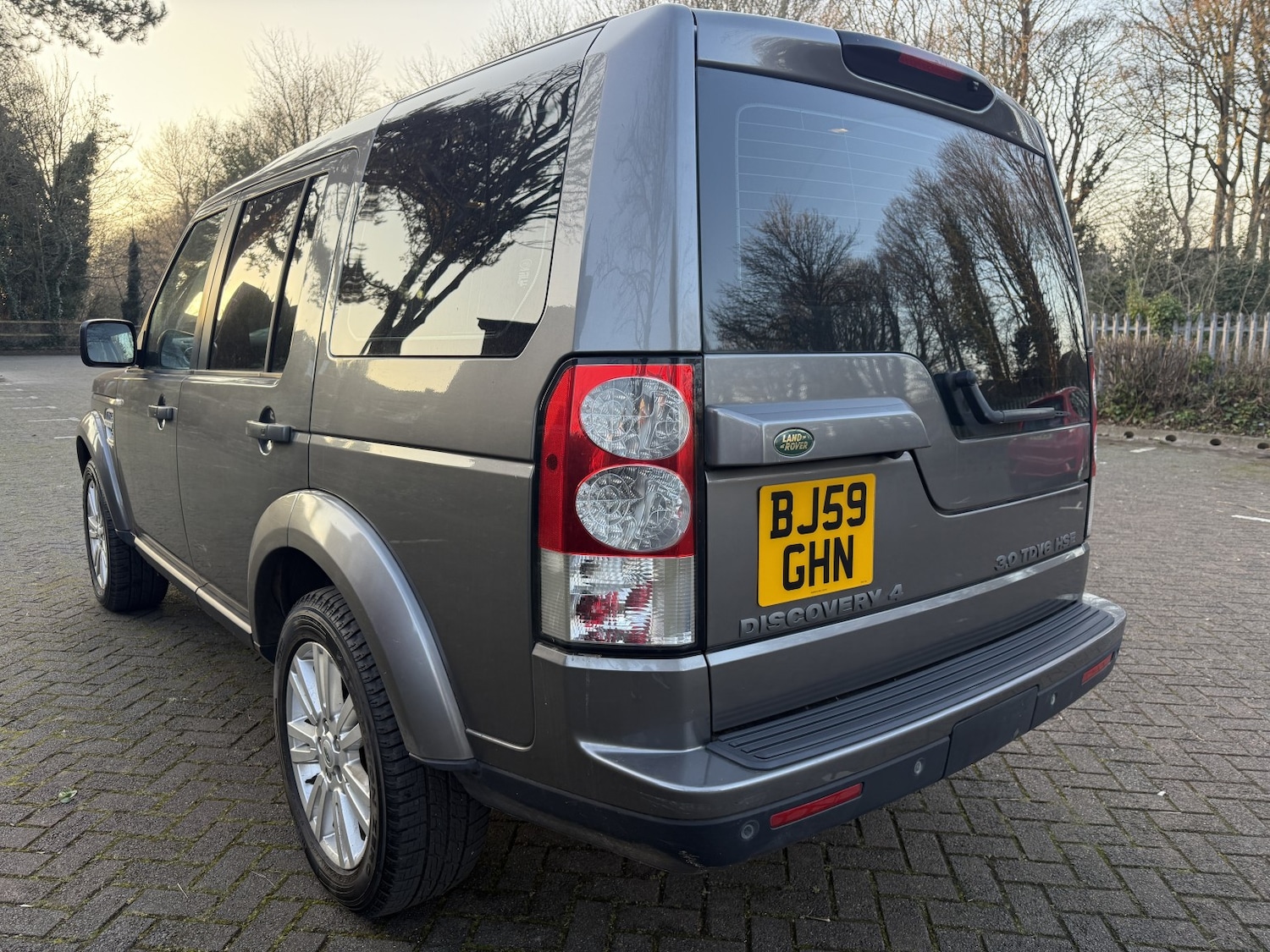 Used Land Rover Discovery 4 2009 for sale - 77749851: Photo 8