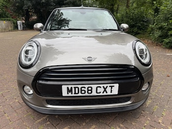 Used MINI Convertible 2018 for sale - 75587201: Photo