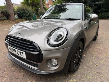 Used MINI Convertible 2018 for sale - 75587201: Photo