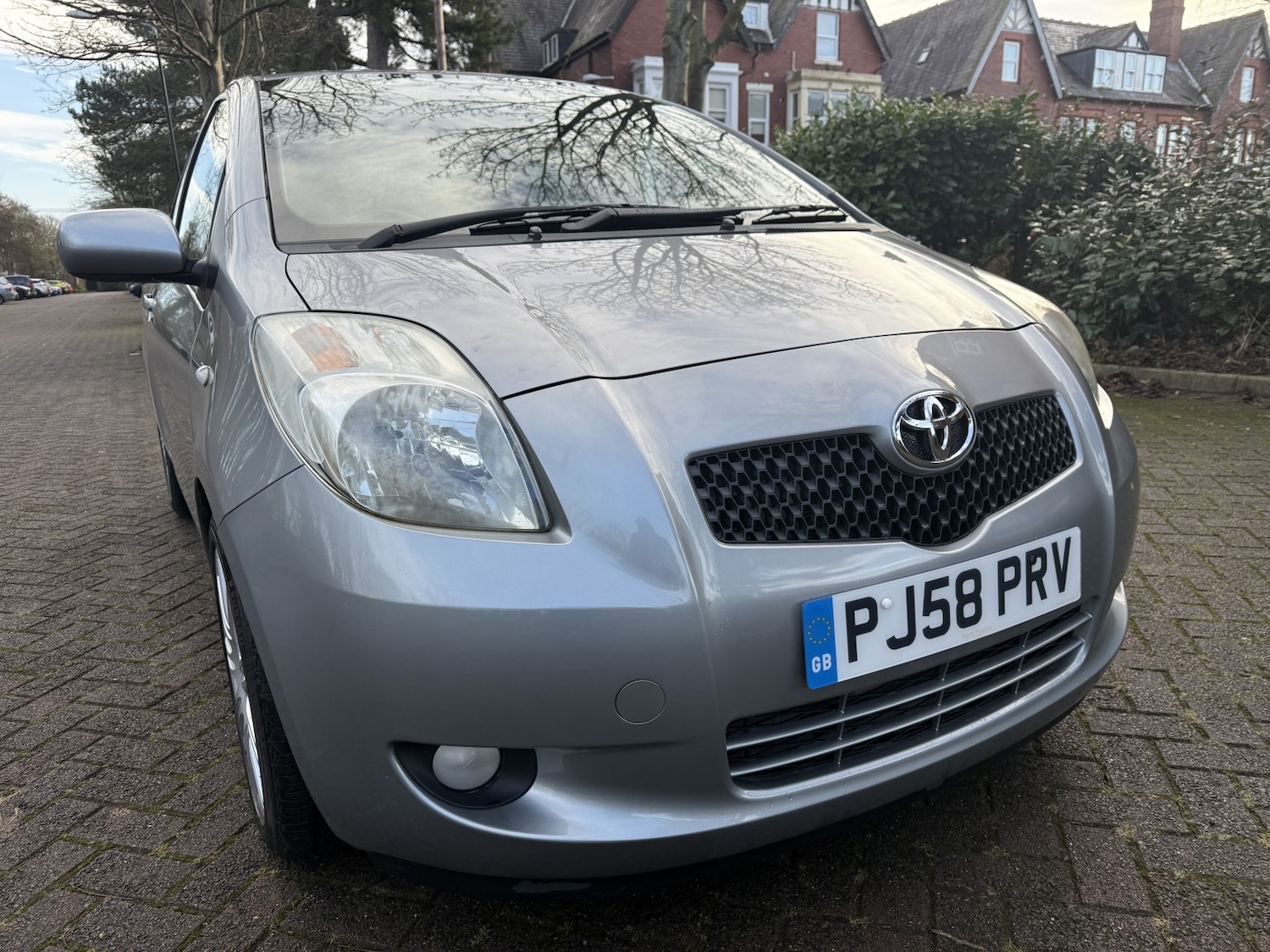 Used Toyota Yaris 2009 for sale - 77201252: Photo 2