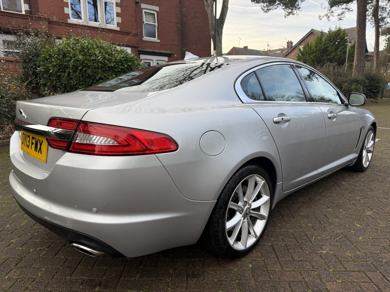 Used Jaguar XF 2013 for sale - 76884794: Photo 10
