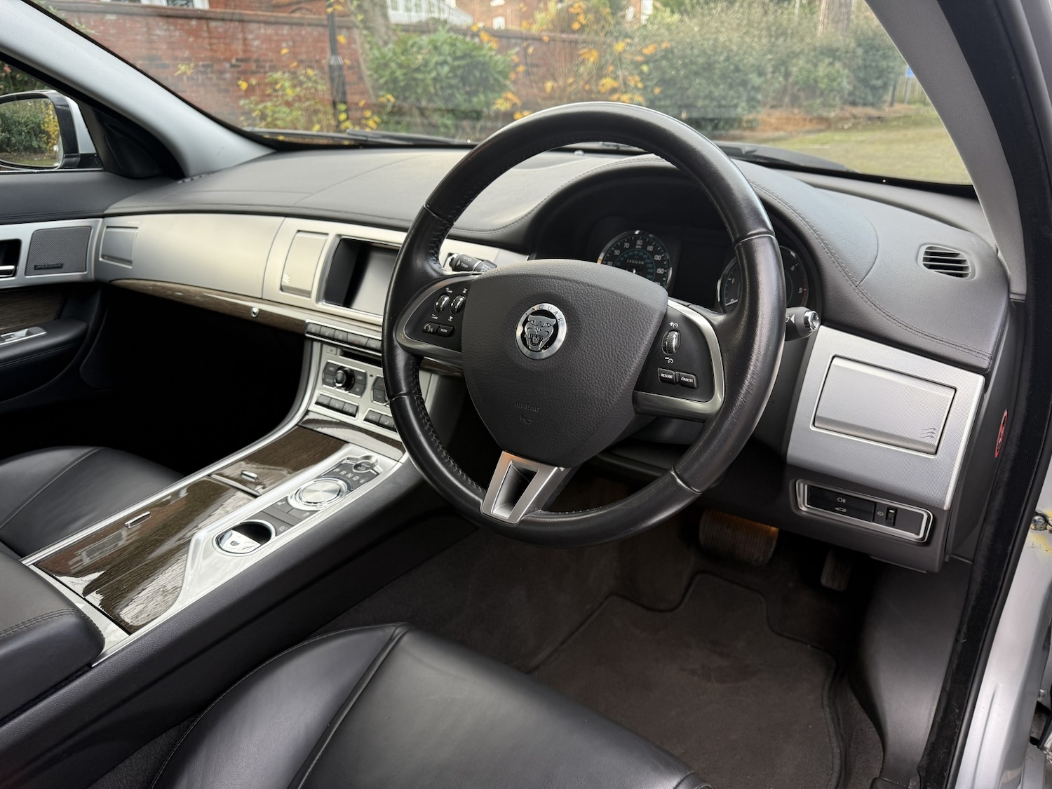 Used Jaguar XF 2013 for sale - 76884794: Photo 18