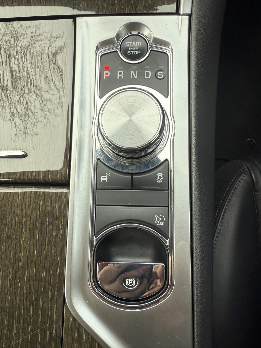 Used Jaguar XF 2013 for sale - 76884794: Photo 24