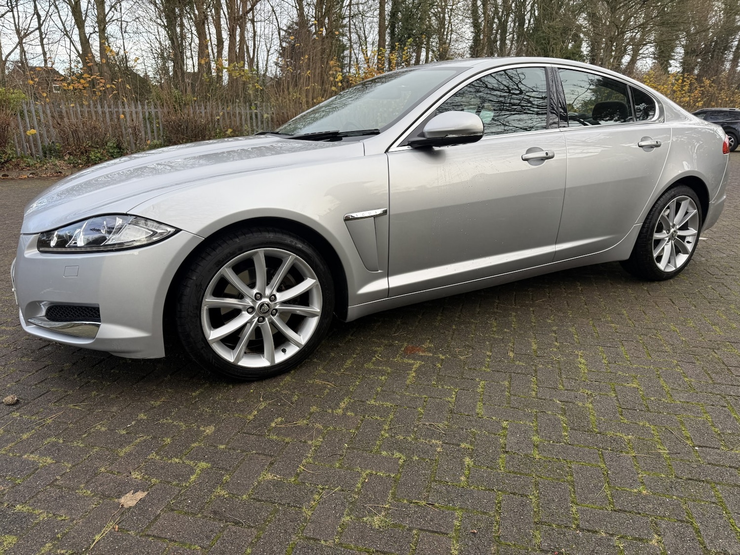 Used Jaguar XF 2013 for sale - 76884794: Photo 5